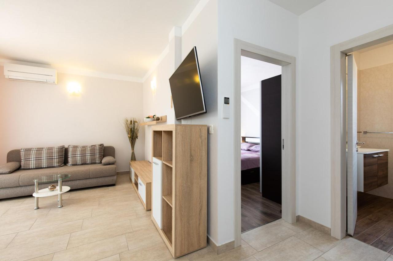 Apartments Otia Seaview Porat  Exterior photo