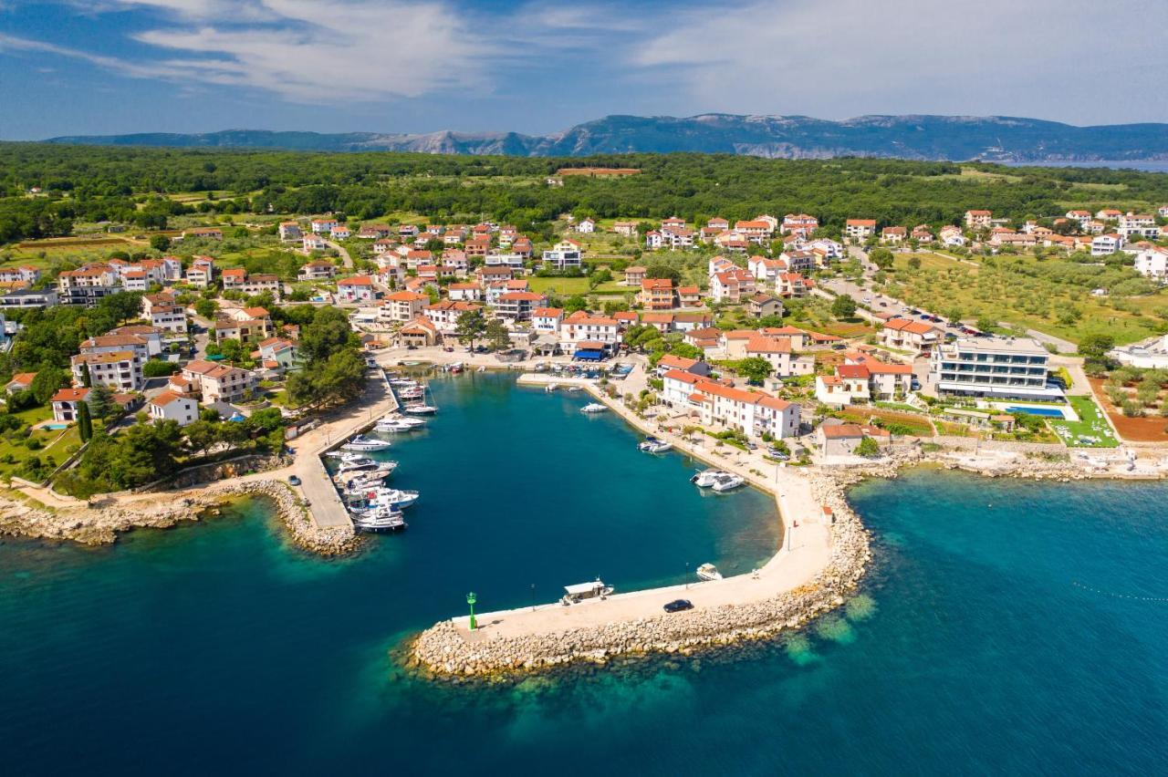 Apartments Otia Seaview Porat  Exterior photo
